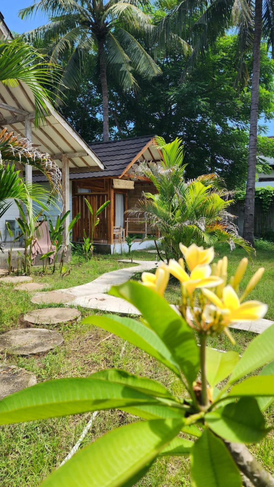 Kayu Cottage 길리트라왕안 객실 사진